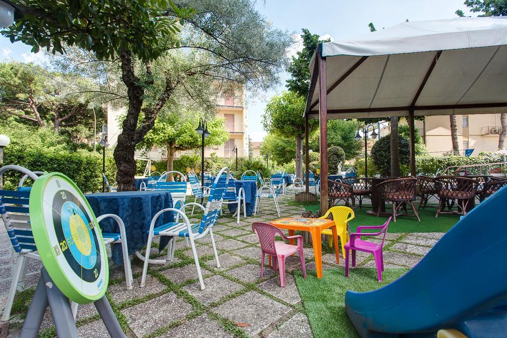 Hotel Real Cervia Luaran gambar