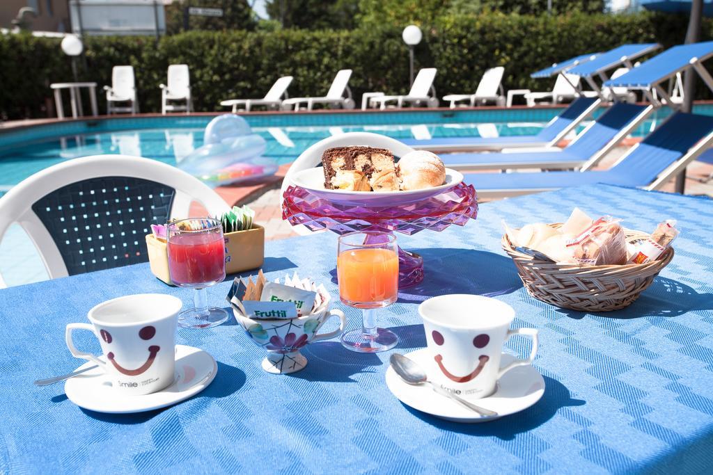 Hotel Real Cervia Luaran gambar